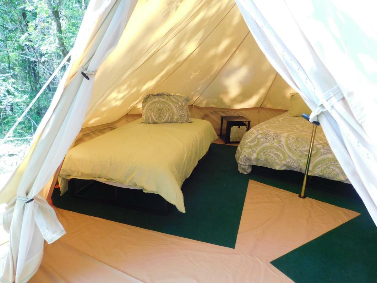 Glampin' In Style-Broken Bow Hotel Екстериор снимка
