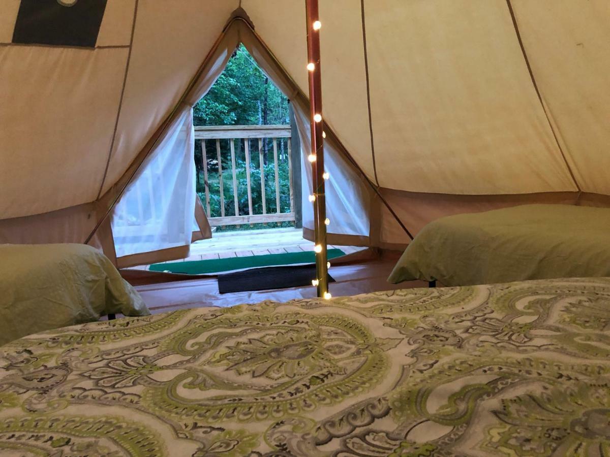 Glampin' In Style-Broken Bow Hotel Екстериор снимка