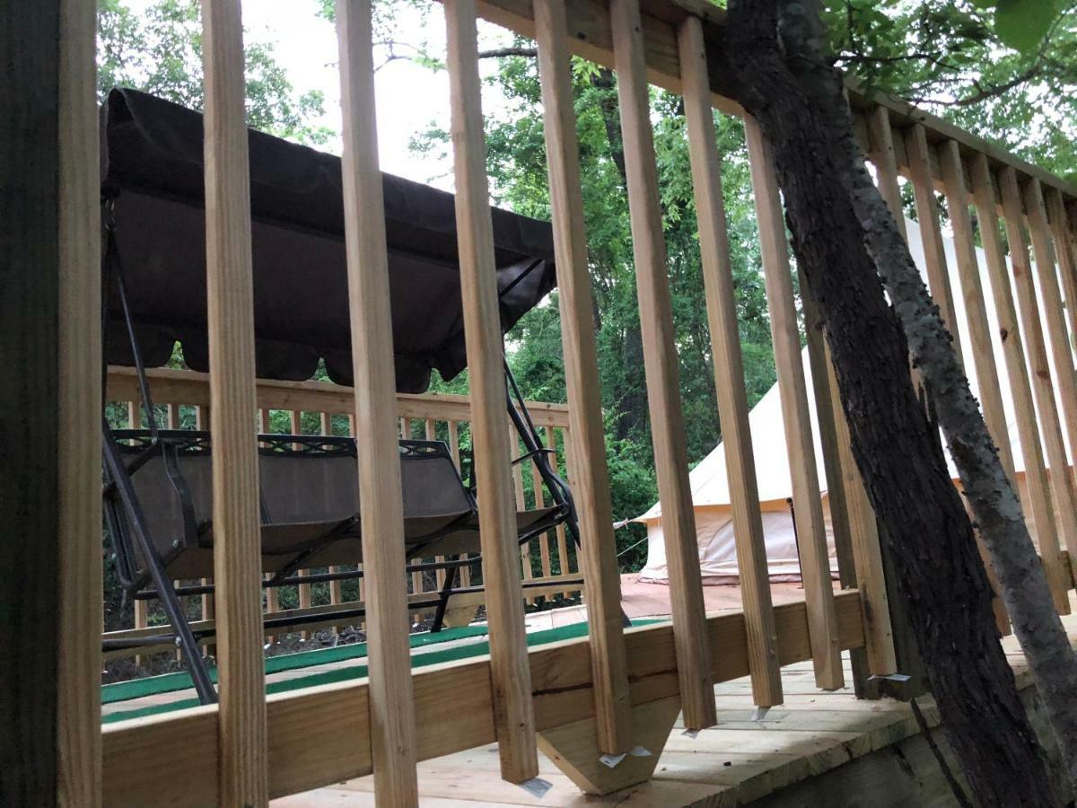 Glampin' In Style-Broken Bow Hotel Екстериор снимка