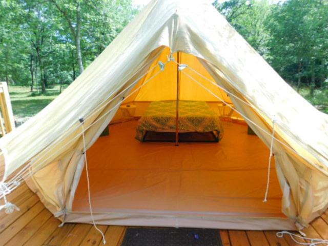 Glampin' In Style-Broken Bow Hotel Екстериор снимка