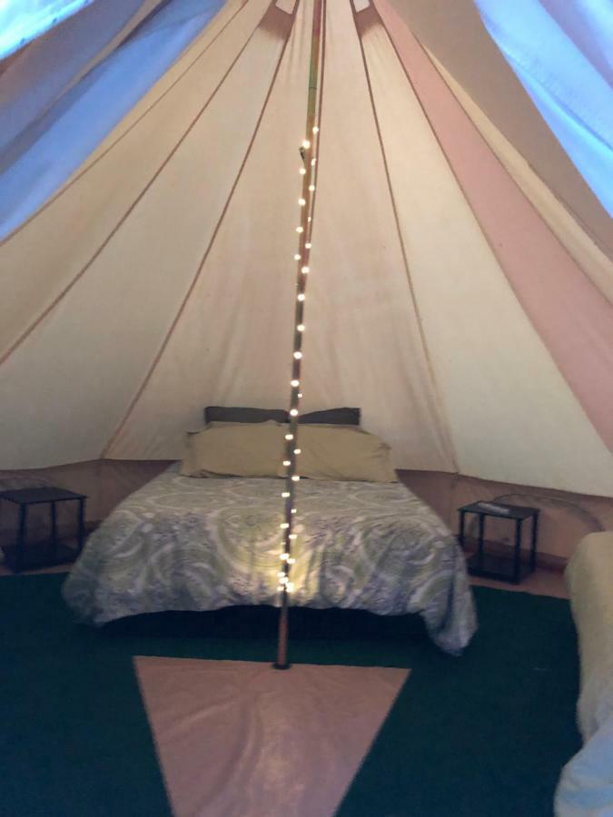Glampin' In Style-Broken Bow Hotel Екстериор снимка